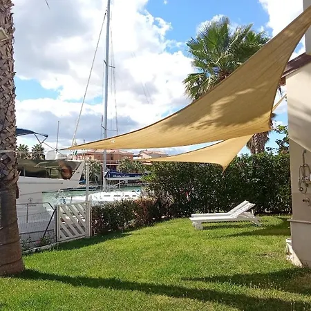Nido Sul Mare Guest house *